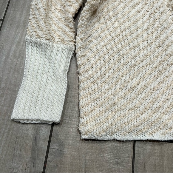 Moon & Madison oversized cowl neck sweater. - Picture 4 of 8